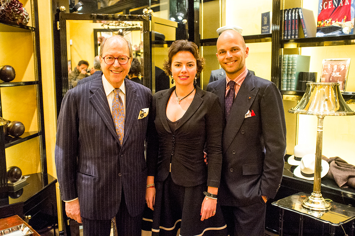 Luca Rubinacci with his father Mariano and sister Chiara.
Photo by Salvo Sportato