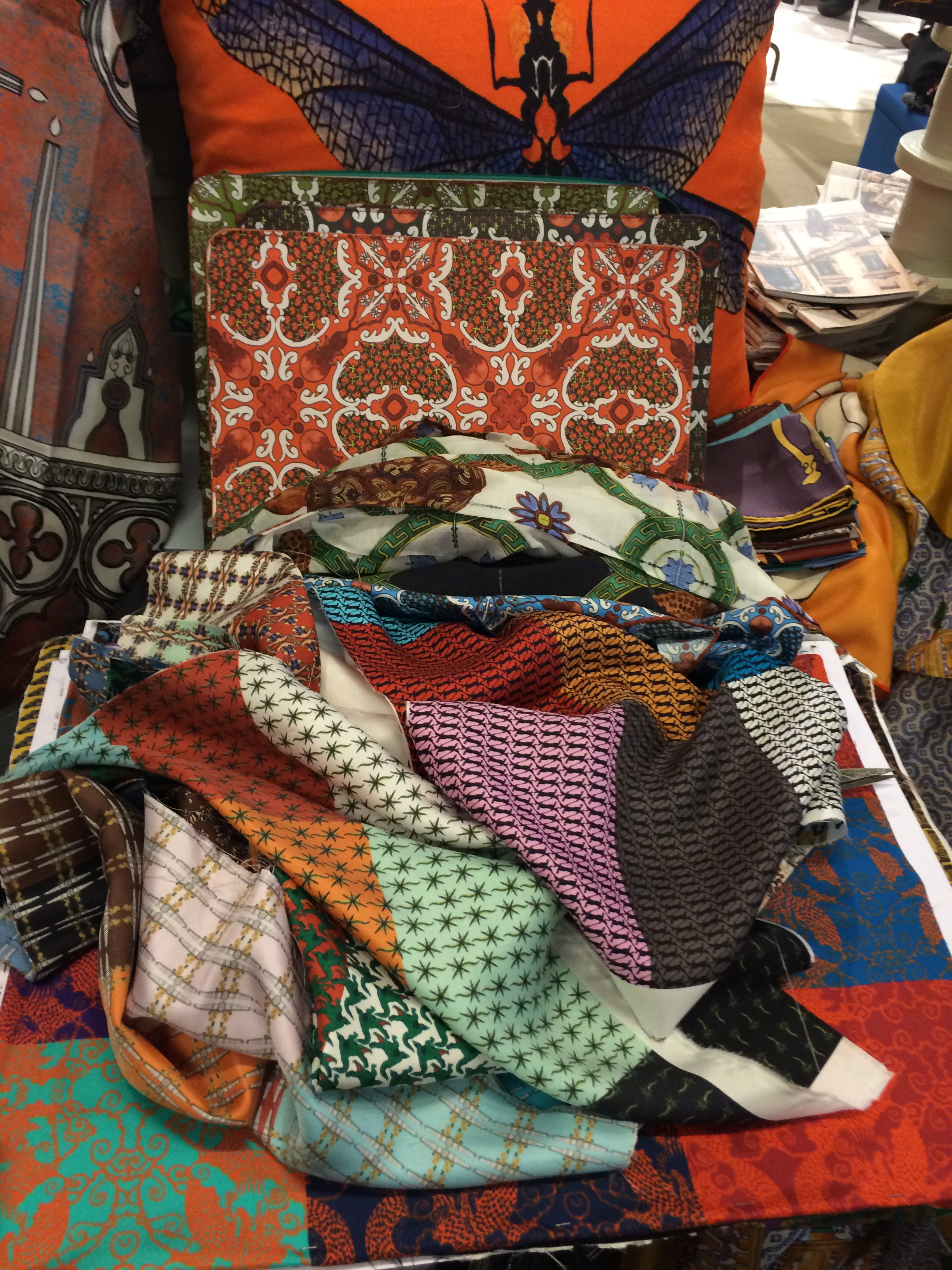 Kinloch scarves
Photo by Bonnie Dain 